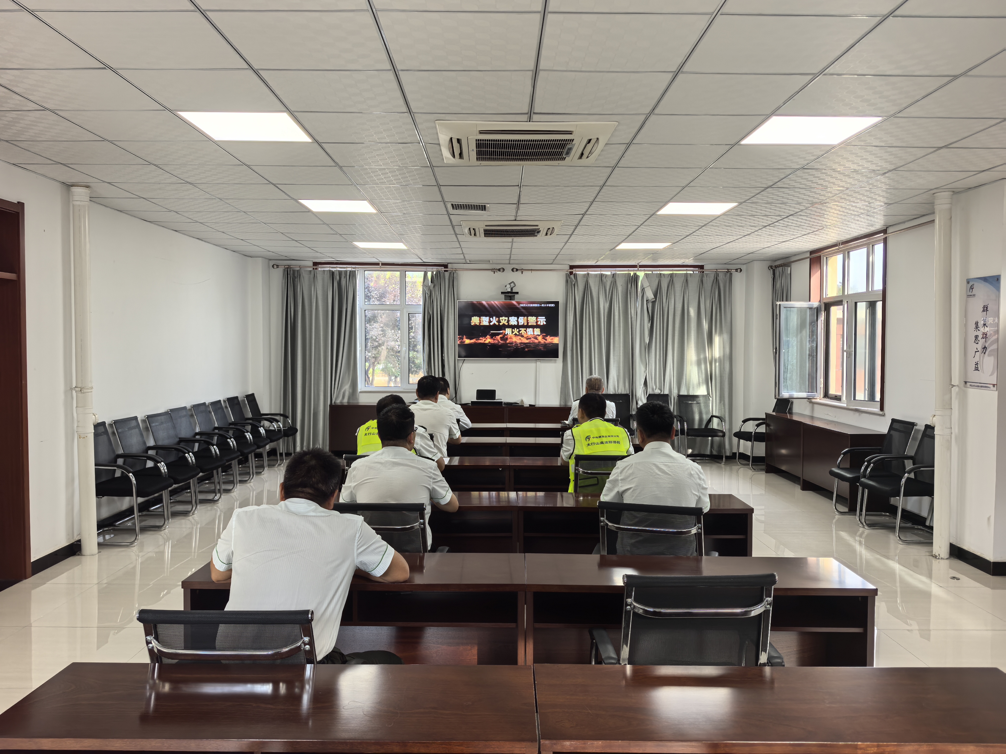 899a4963f6586285f982877d85409010.jpg